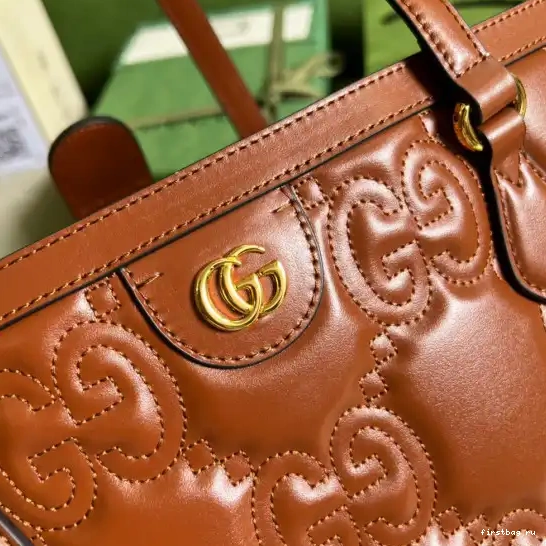 Firstbag ru matelassé GG GUCCI tote medium leather 0527